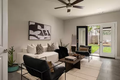 5733 Darling Street, Houston, TX 77007 - Photo 7