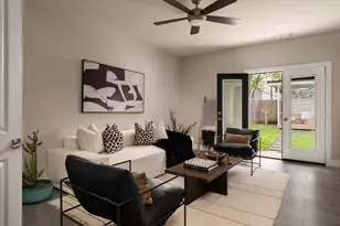 5733 Darling St, Houston, TX 77007 - Photo 7