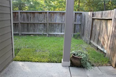 22 Cheswood Manor, The Woodlands, TX 77382 - Photo 15