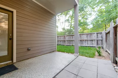 22 Cheswood Manor, The Woodlands, TX 77382 - Photo 19