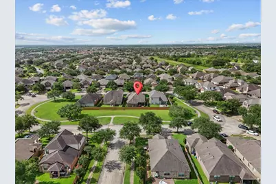 2875 Torano Circle, League City, TX 77573 - Photo 27
