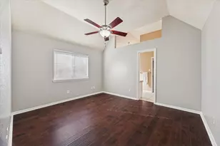 3115 Southdown Dr, Pearland, TX 77584 - Photo 13