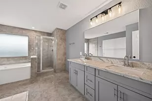 9526 Heflin Colony Dr, Sugar Land, TX 77498 - Photo 33
