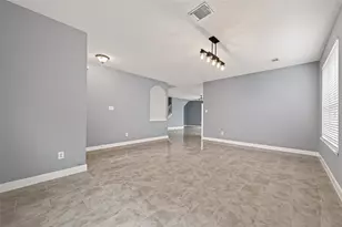 9526 Heflin Colony Dr, Sugar Land, TX 77498 - Photo 5