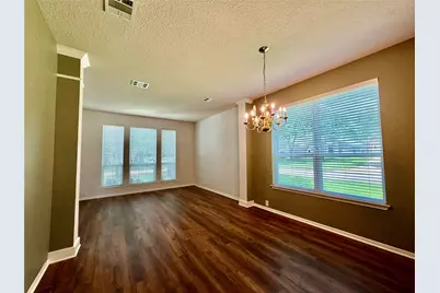 7426 Maple Run Drive, Sugar Land, TX 77479 - Photo 5