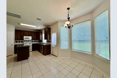 7426 Maple Run Drive, Sugar Land, TX 77479 - Photo 9
