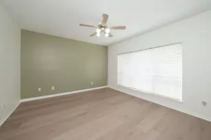 10813 Norchester Village Dr, Houston, TX 77070 - Photo 9