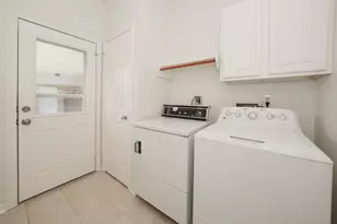 10813 Norchester Village Dr, Houston, TX 77070 - Photo 17