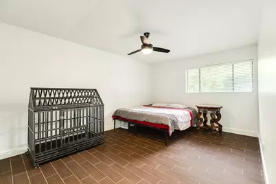 7098 N Holiday Drive, Galveston, TX 77550 - Photo 15