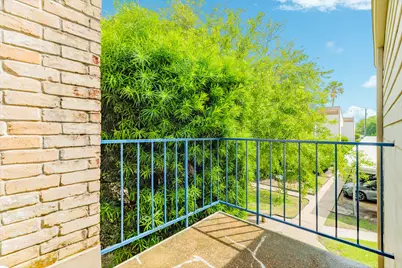 7098 N Holiday Drive, Galveston, TX 77550 - Photo 7