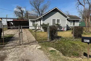 8921 Ramin St, Houston, TX 77093 - Photo 3