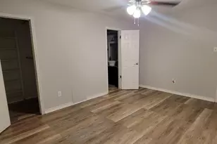 1918 Crystal Springs Dr, Houston, TX 77339 - Photo 11