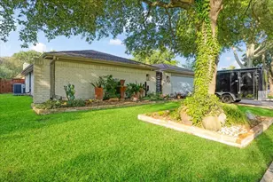 9530 Ravensworth Dr, Houston, TX 77031 - Photo 5