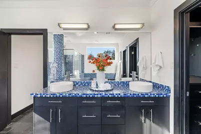 162 Vieux Carre Drive, Houston, TX 77009 - Photo 21