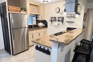 4709 Park Dr, Houston, TX 77023 - Photo 5