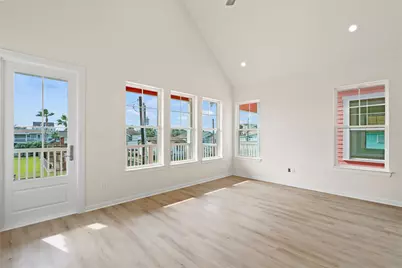 1107 62nd St, Galveston, TX 77551 - Photo 7
