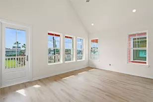 1107 62nd St, Galveston, TX 77551 - Photo 7