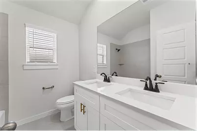 8322 Amethyst Valley Lane, Angleton, TX 77516 - Photo 13