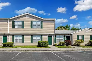 3001 Fountainhead Cir, Melbourne, FL 32934 - Photo 5