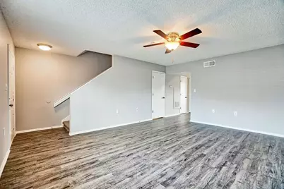 3001 Fountainhead Cir, Melbourne, FL 32934 - Photo 13