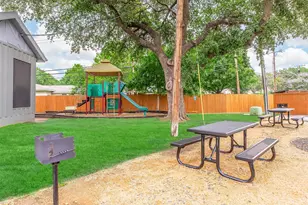 1212 Hampshire Ln, Richardson, TX 75080 - Photo 43