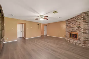 2930 Quail Oak Dr, Houston, TX 77014 - Photo 7