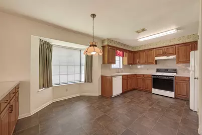 2930 Quail Oak Drive, Houston, TX 77014 - Photo 11