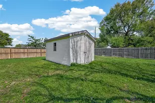 2930 Quail Oak Dr, Houston, TX 77014 - Photo 33