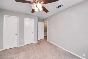 5815 Effingham Dr, Houston, TX 77035 - Photo 27