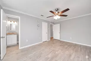 5815 Effingham Dr, Houston, TX 77035 - Photo 19