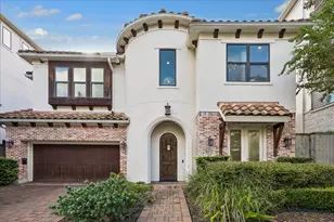 215 Malone St, Houston, TX 77007 - Photo 1