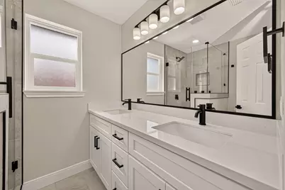 349 Dawn Hill Drive, Friendswood, TX 77546 - Photo 17
