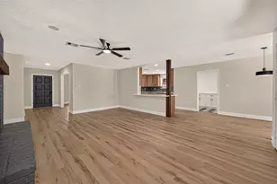 349 Dawn Hill Dr, Friendswood, TX 77546 - Photo 9