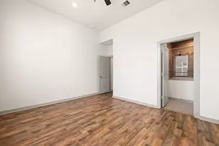 725 N Emile St, Houston, TX 77020 - Photo 19