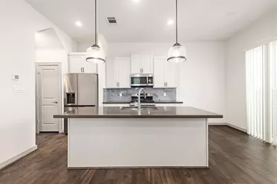 725 N Emile Street, Houston, TX 77020 - Photo 13