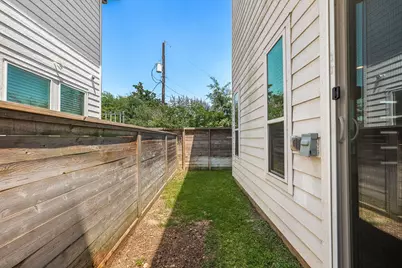 725 N Emile Street, Houston, TX 77020 - Photo 31