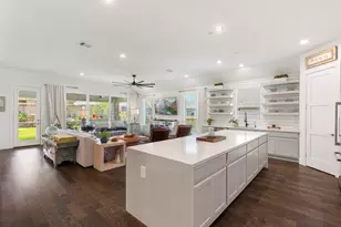 12103 Bee Bush Ct, Conroe, TX 77304 - Photo 5