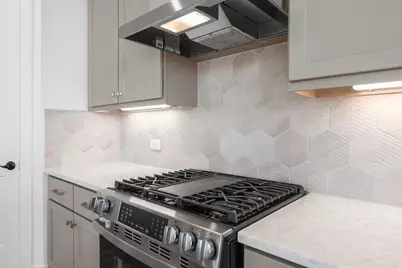 12102 Wild Bend Drive, Mont Belvieu, TX 77523 - Photo 7