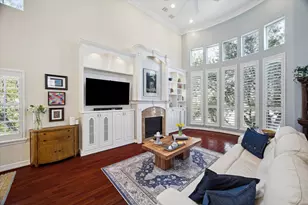 5717 Val Verde St, Houston, TX 77057 - Photo 1