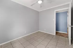 135 Navajo Cir, Cibolo, TX 78108 - Photo 17