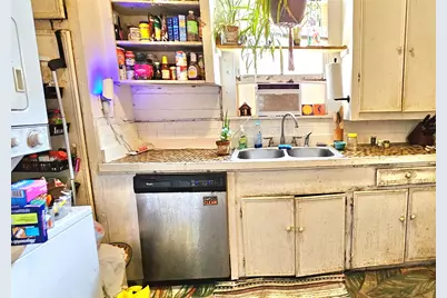 1426 17th Street, Galveston, TX 77550 - Photo 5