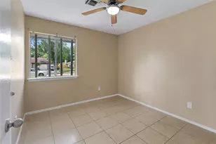11622 Sela Ln, Houston, TX 77072 - Photo 7
