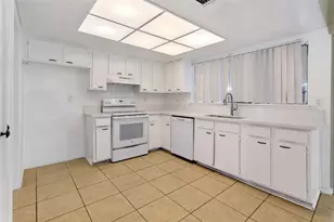11622 Sela Ln, Houston, TX 77072 - Photo 9