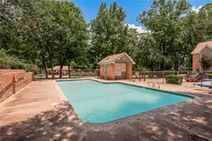 2401 Sycamore Ave, Huntsville, TX 77340 - Photo 25