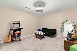 602 Renaldo St, Dickinson, TX 77539 - Photo 35