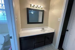 3814 Colvin St, Houston, TX 77013 - Photo 9