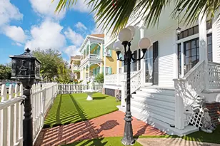 1610 Postoffice St, Galveston, TX 77550 - Photo 1