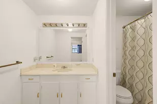 1610 Postoffice St, Galveston, TX 77550 - Photo 21