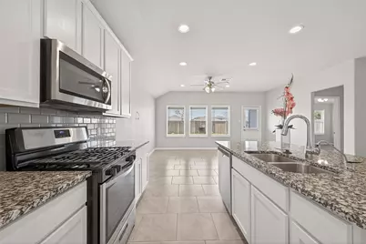 7558 Highland Chase Drive, Richmond, TX 77407 - Photo 19