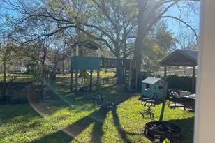 121 Mabry St, New Waverly, TX 77358 - Photo 15